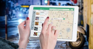 découvrez l'art de la navigation, explorez les merveilles des océans et apprenez les techniques essentielles pour naviguer en toute sécurité. que vous soyez débutant ou marin expérimenté, trouvez ici des conseils, des astuces et des ressources pour améliorer vos compétences en navigation.